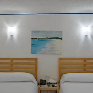 https://sotavento.quintano-roohotels.com